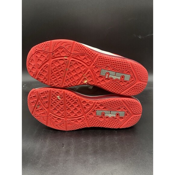 Nike LeBron 11 Low Base Mid Top Shoe Mens Size 8.5 Grey Laser Crimson 642849-001 - Picture 8 of 8